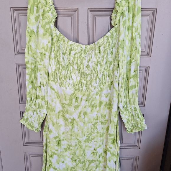 Faithful The Brand Dress Sz6 Puff Sleeve/Back Smocking Bra Form Sweetheart Front - Picture 10 of 14